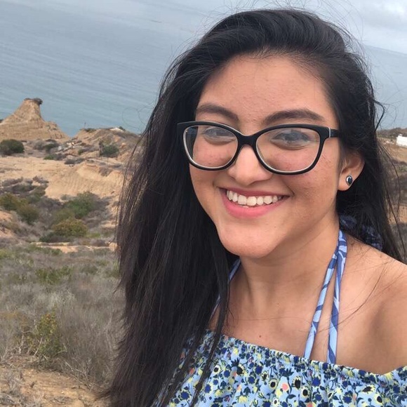 Meet your Posher, Victoria - Picture 1 of 1